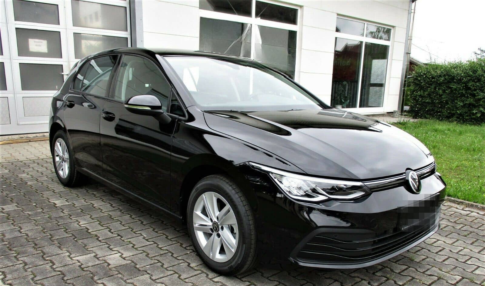 Volkswagen Golf VIII 1.5 TSI Life Navi / PDC foto 7