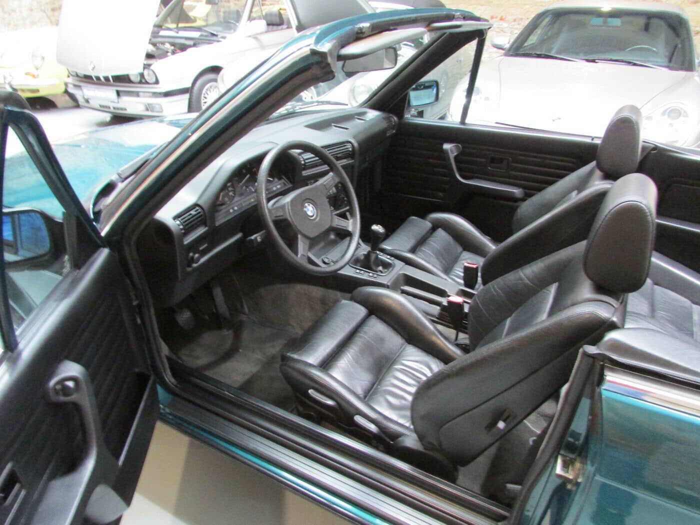 BMW 318i E30 1992 Cabriolet wenig Km seltene Farbe foto 15