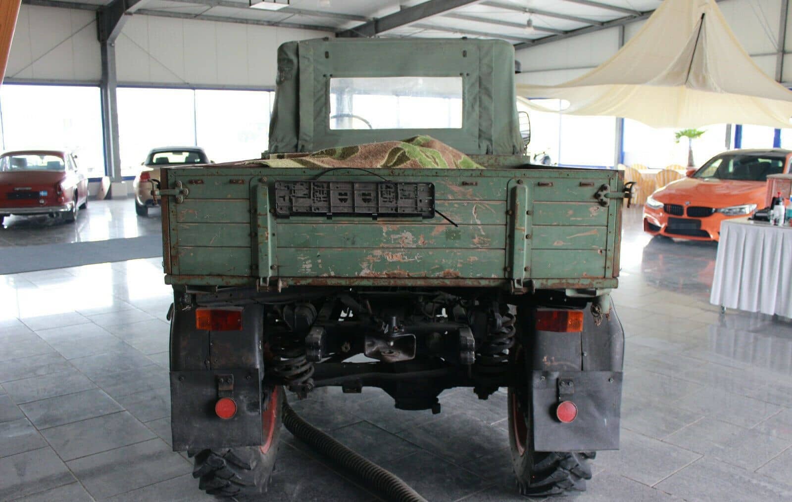 Mercedes-Benz Unimog 421 Cabrio foto 5