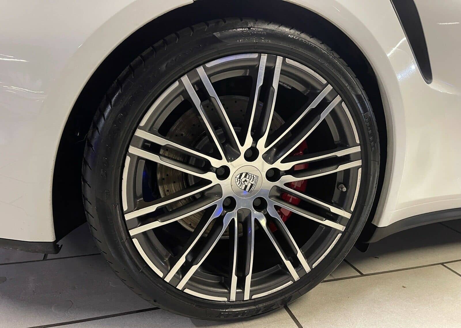 Porsche 911 Turbo 1H DE-AUTO BURMESTER CHRONO 18WEGE CAM foto 9