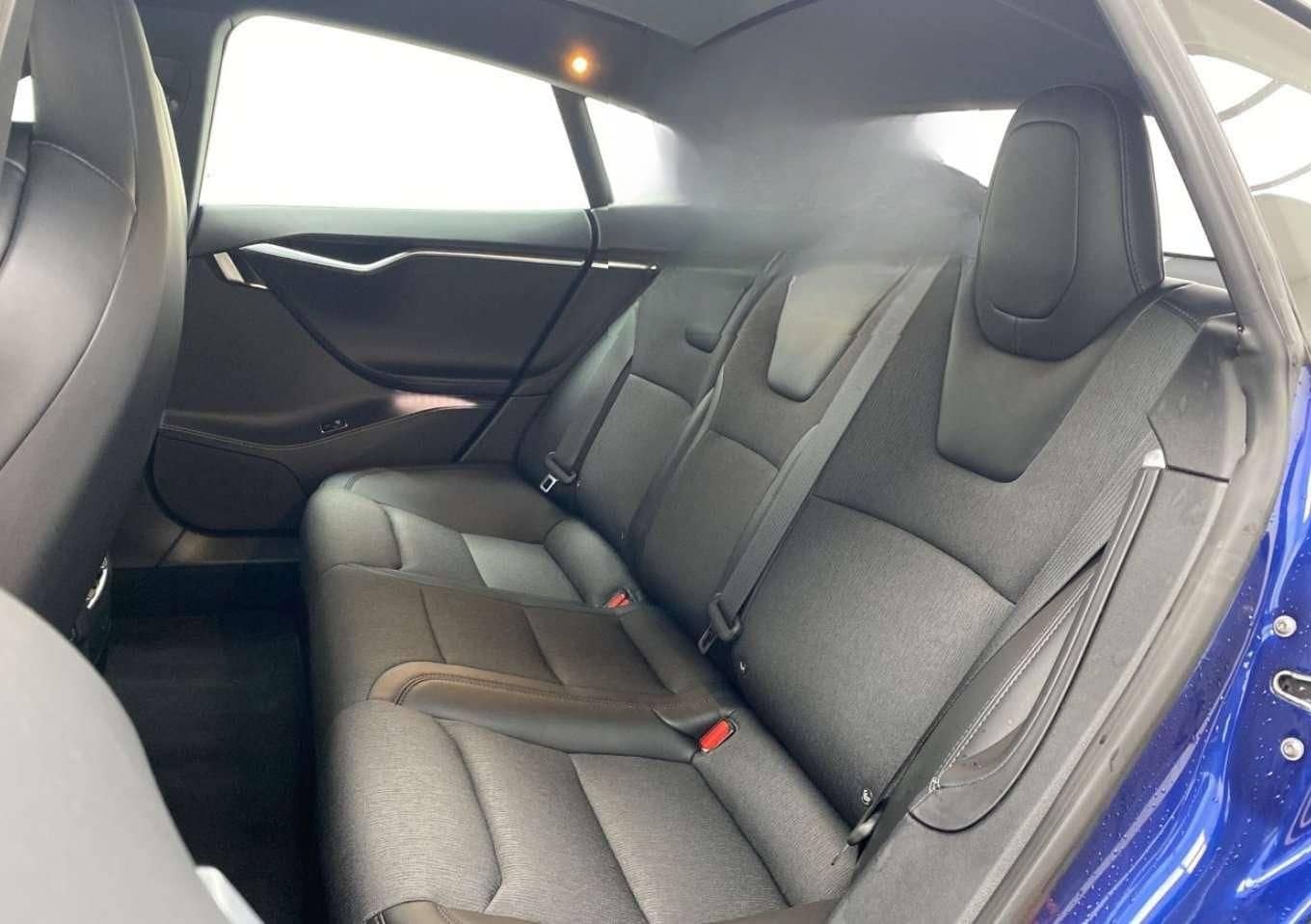 Tesla Model S 75 foto 12