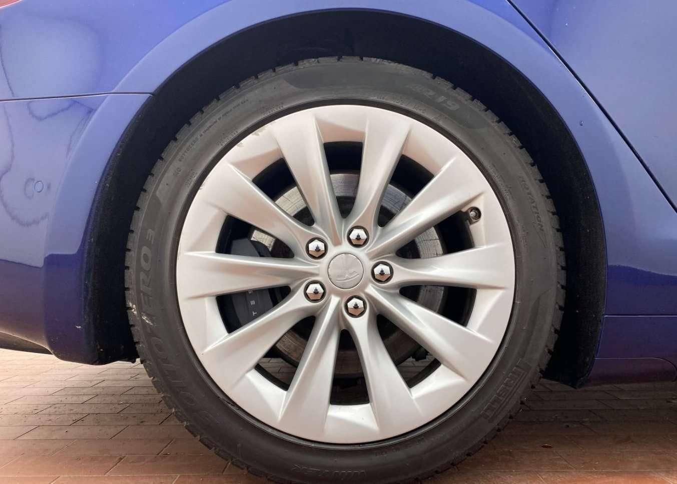 Tesla Model S 75 foto 14