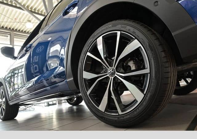 Volkswagen Taigo R-Line 1.0 TSI DSG IQ Navi DC DAB foto 5