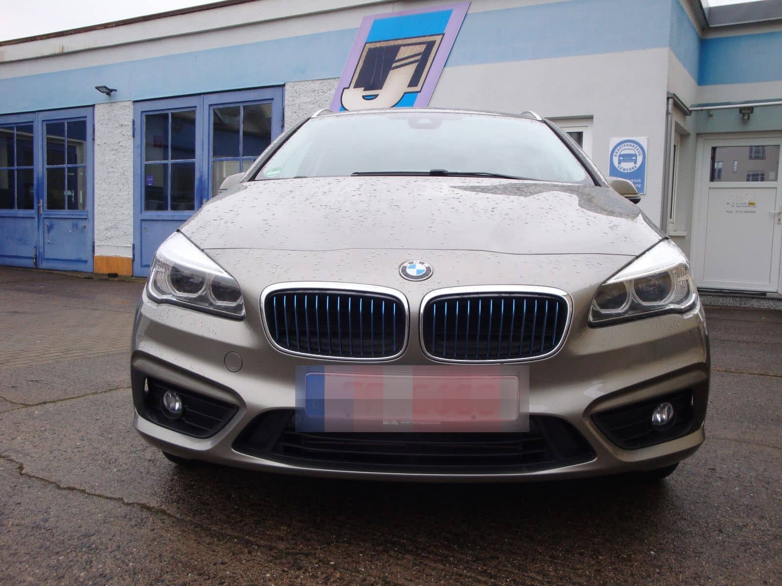 BMW 225 Baureihe 2 Active Tourer 225 xe Advantage foto 2