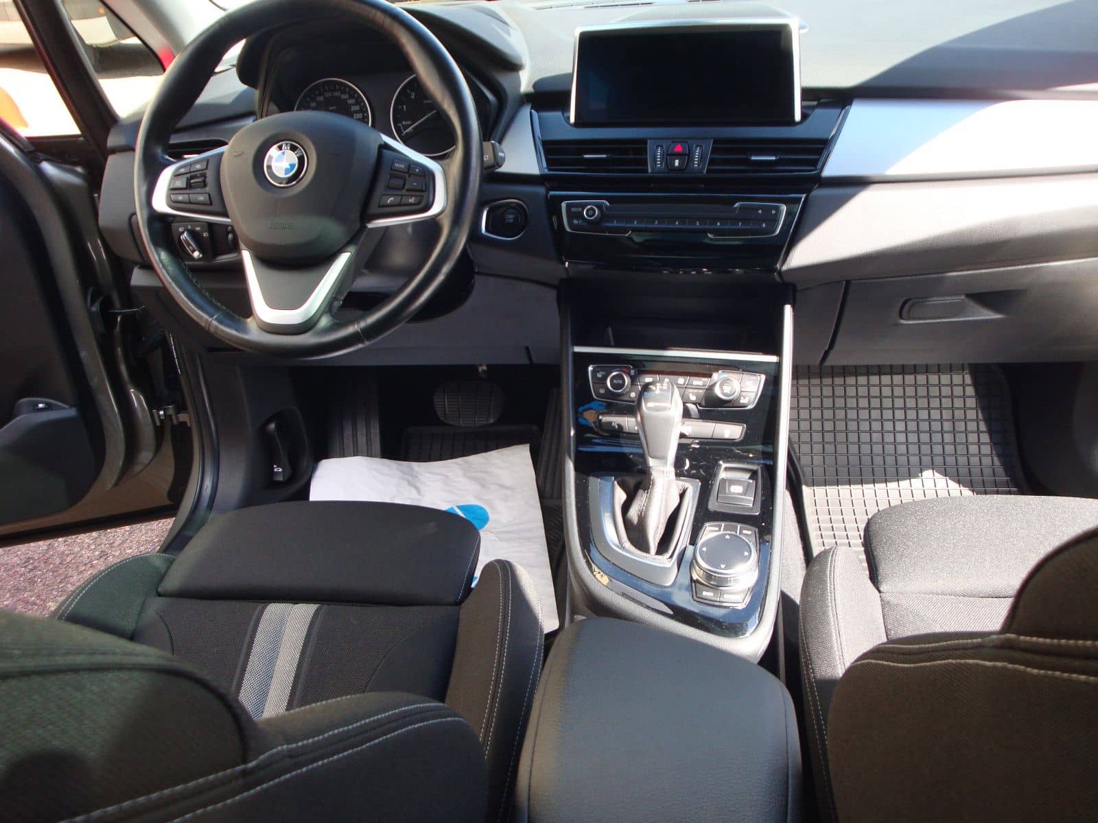 BMW 225 Baureihe 2 Active Tourer 225 xe Advantage foto 12