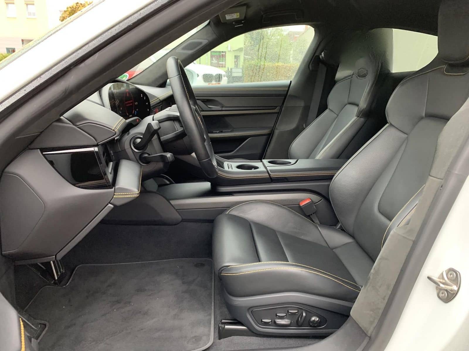 Porsche Taycan Turbo S Mod.23 Burmester+Sitzklima+Lift foto 12