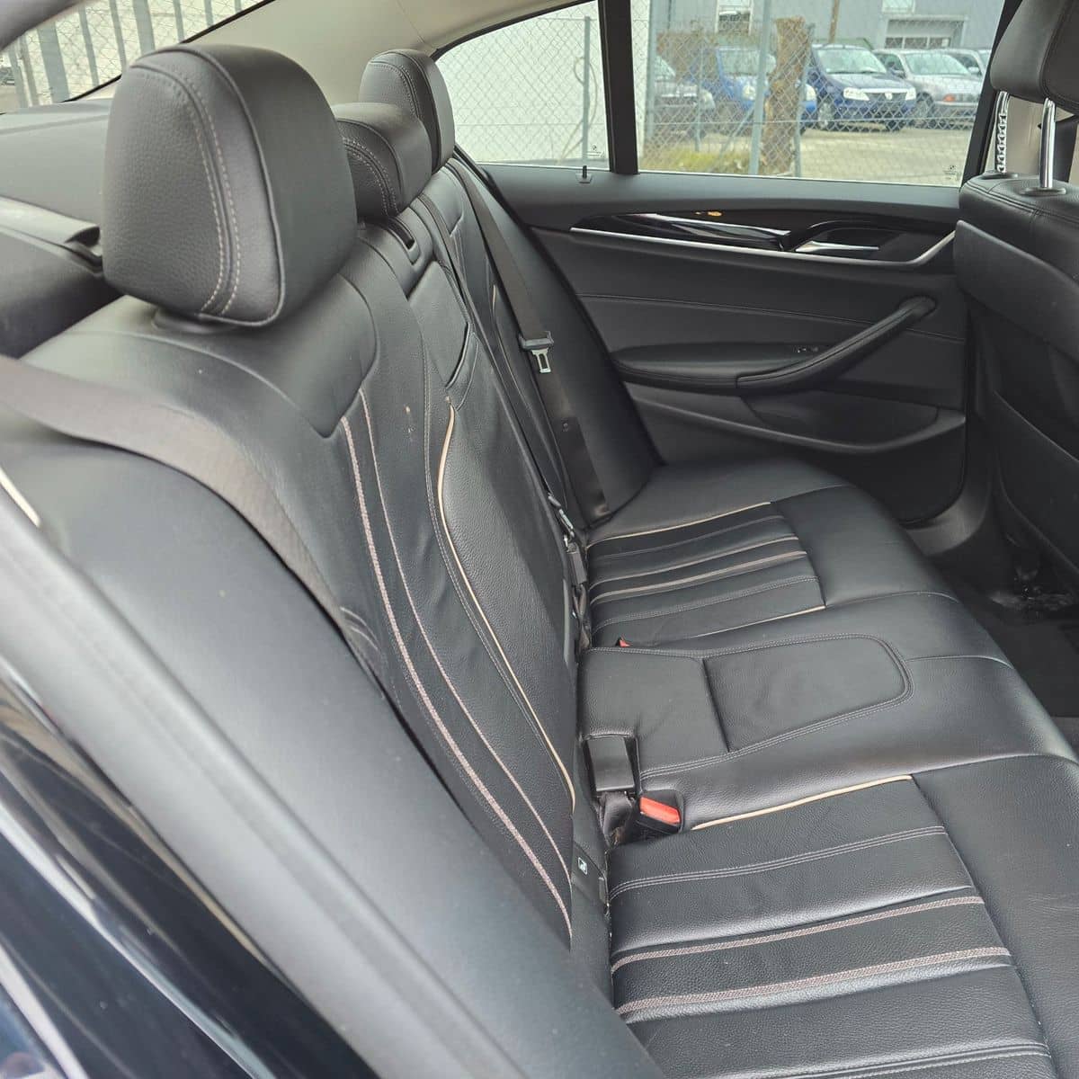 BMW 5 Lim. 530 d Aut. Navi Leder foto 11