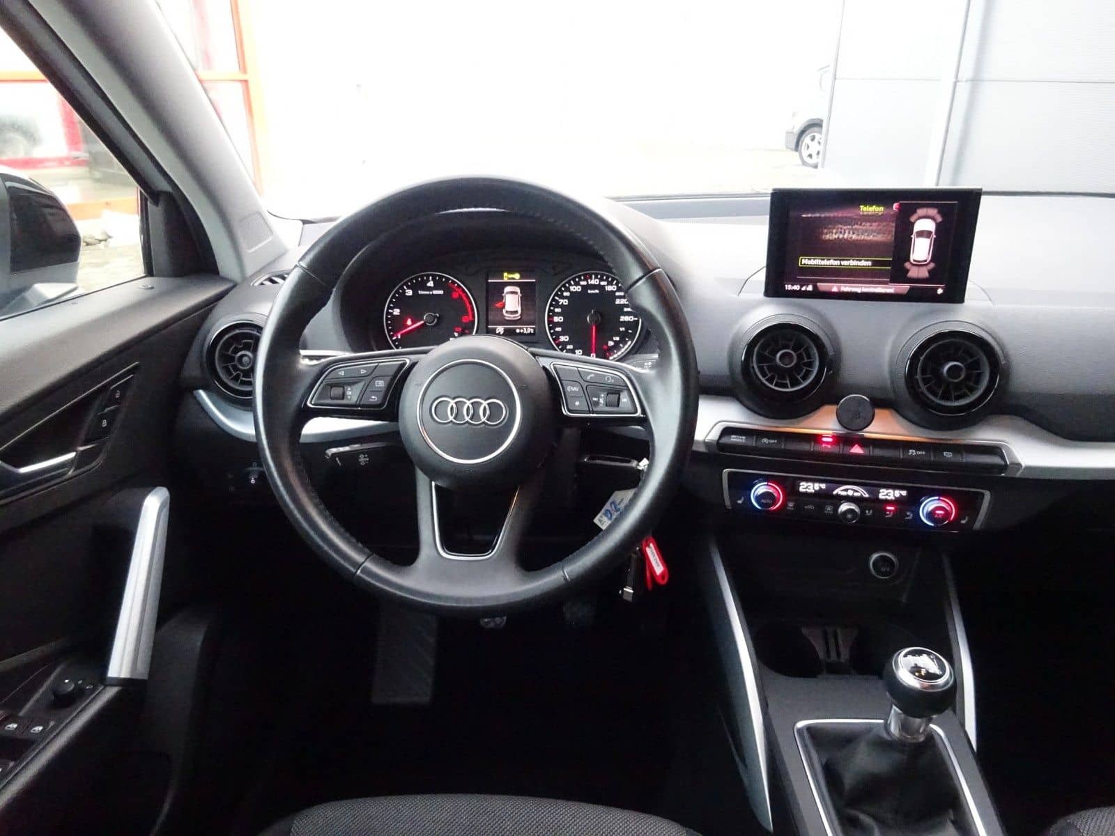 Audi Q2 sport 1,6 TDI foto 8