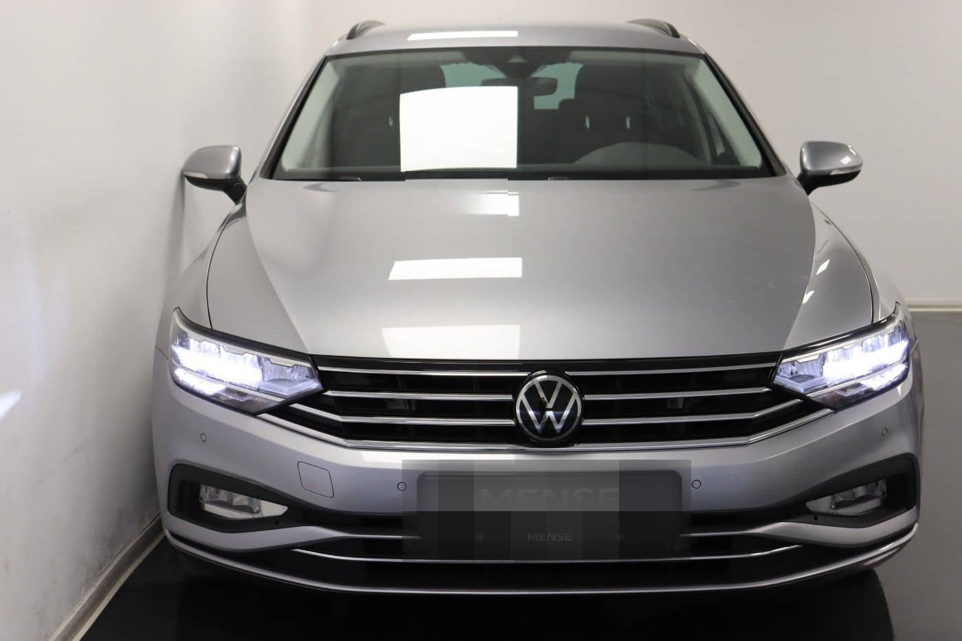 Volkswagen Passat Variant 1.5 TSI DSG Business Navi LED ACC foto 3