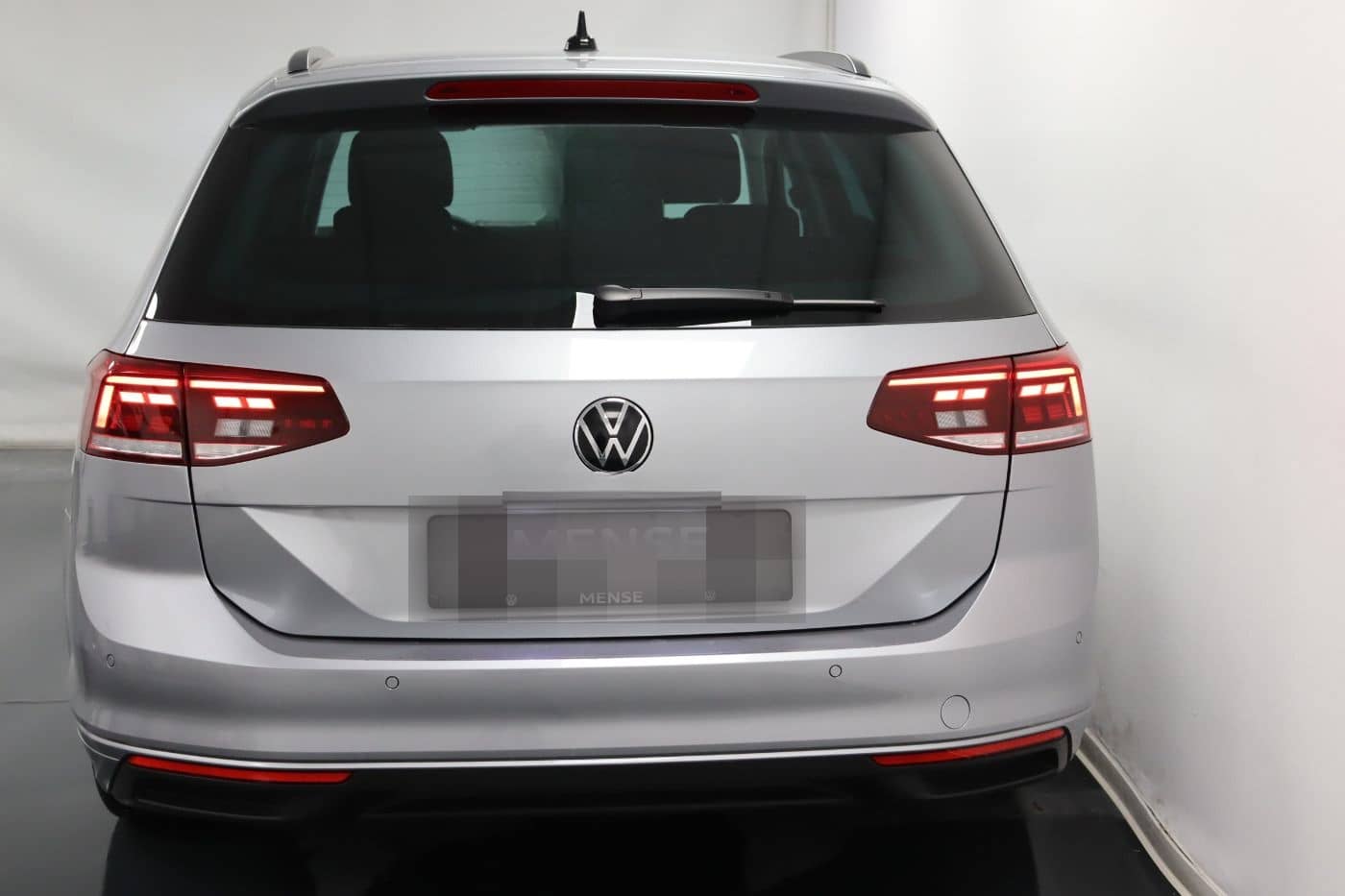 Volkswagen Passat Variant 1.5 TSI DSG Business Navi LED ACC foto 5