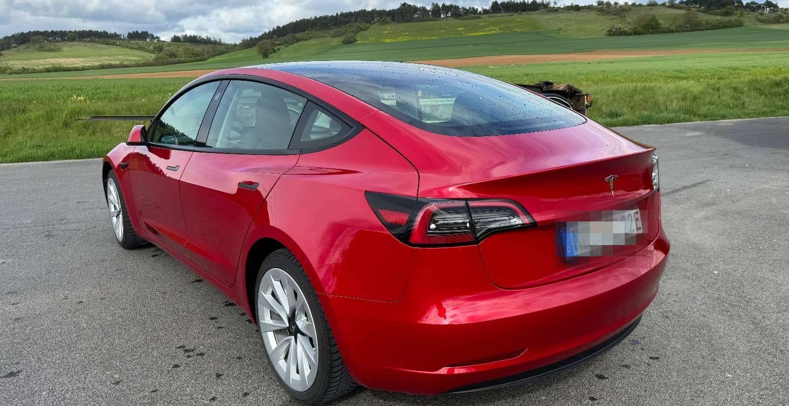 Tesla Model 3 RWD Allwetter 60 kWh Neuwertig Mwst foto 5