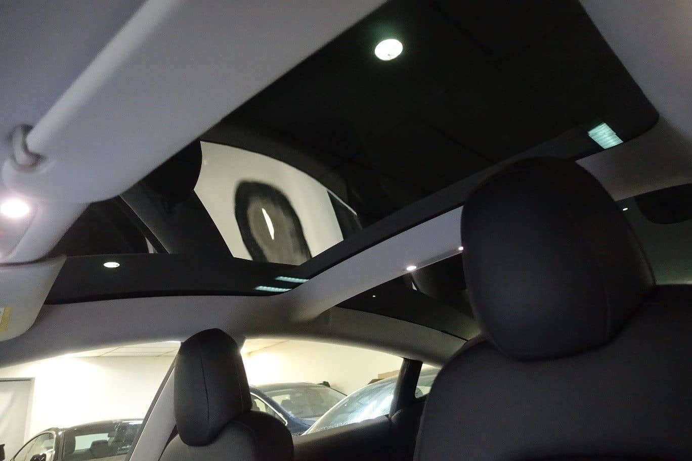 Tesla Model 3+AHK nahezu neu kaufen auch Tesla an foto 13