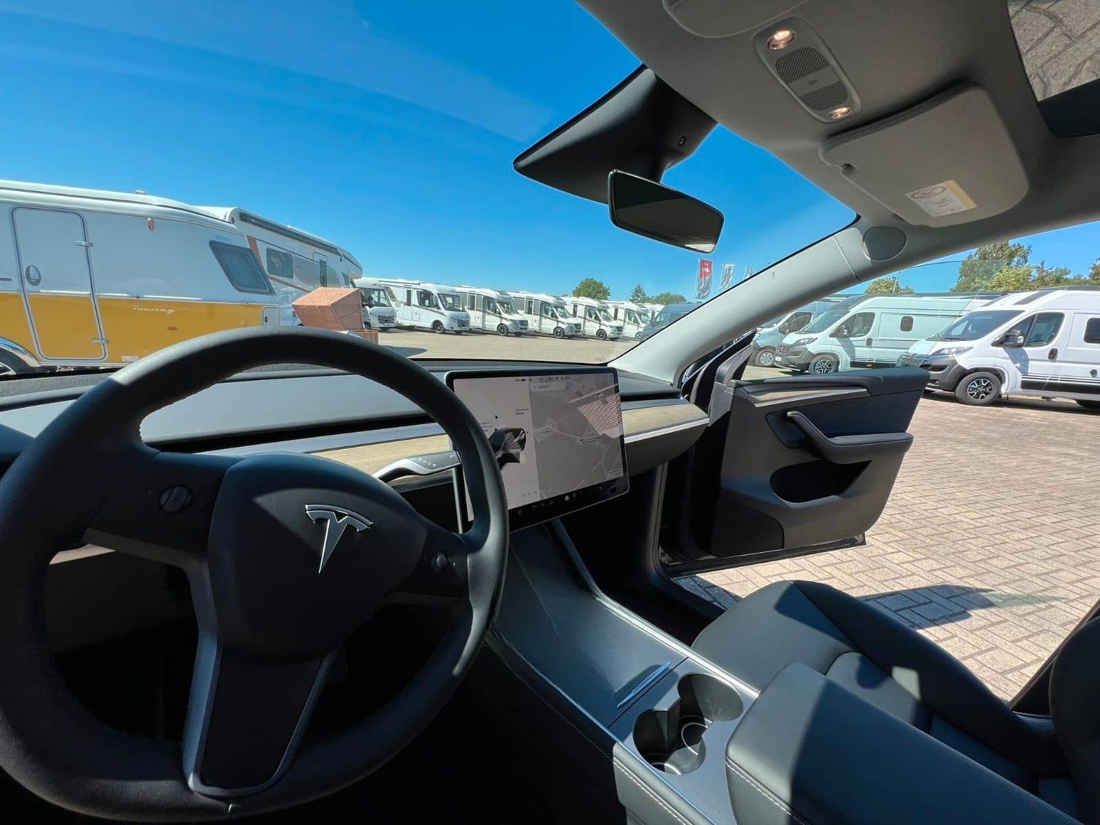 Tesla Model Y 2023 Europe - Anhängerkupplung foto 4