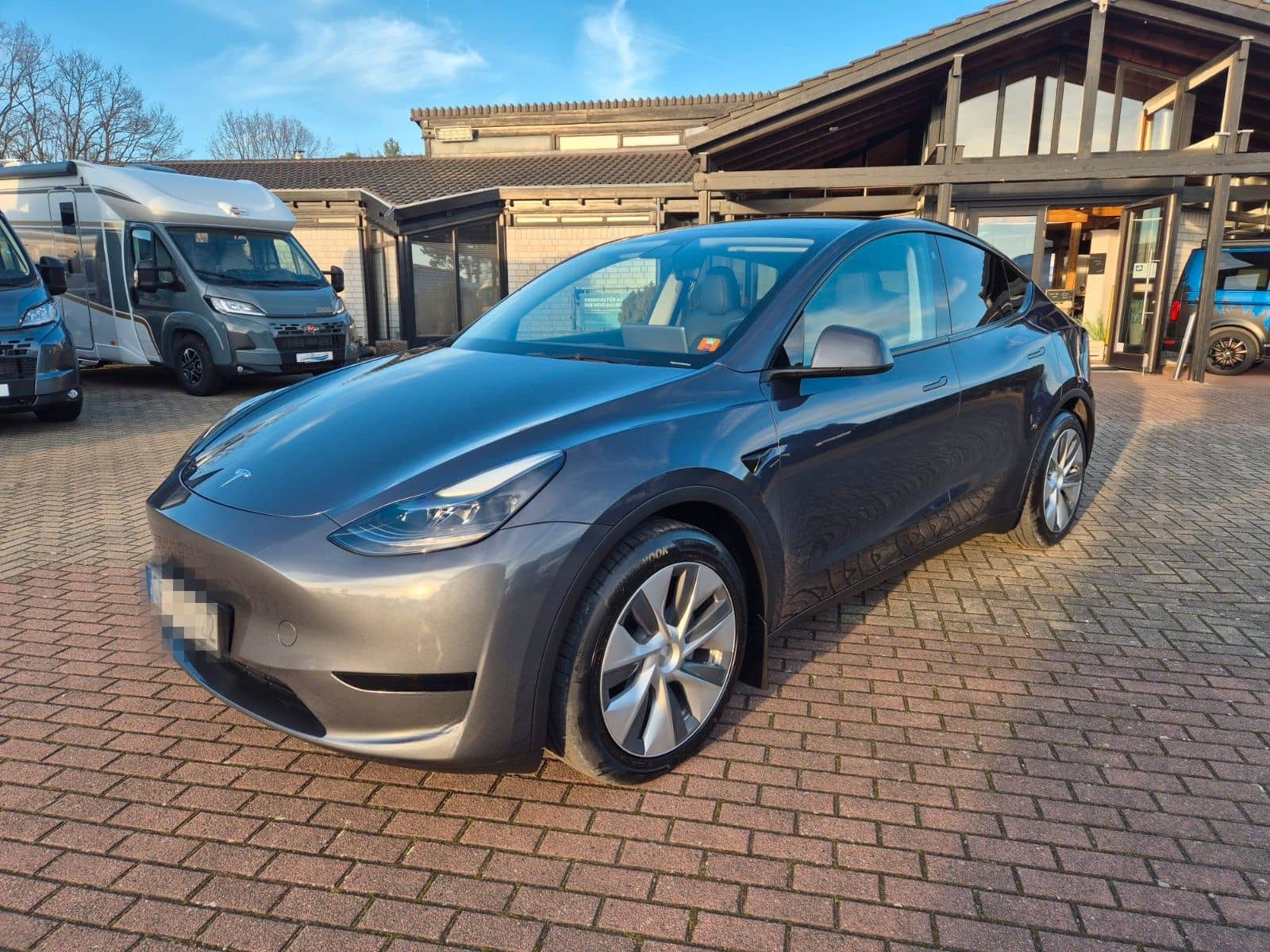 Tesla Model Y 2023 Europe - Anhängerkupplung foto 6