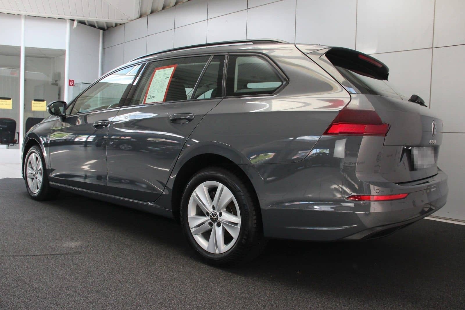 Volkswagen Golf 8 1.5 TSI"Life"LED AHK Nav LaneASS App foto 5