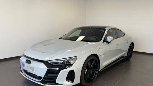 Audi RS e-tron GT quattro foto 2