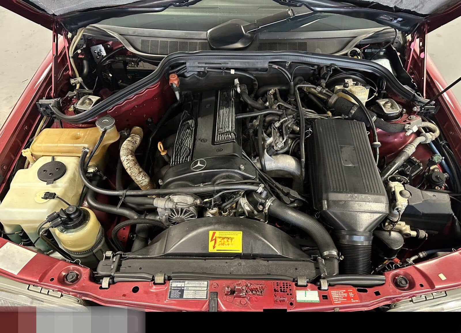 Mercedes-Benz 190 E 2.5-16 KAT Limousine - W201 foto 22