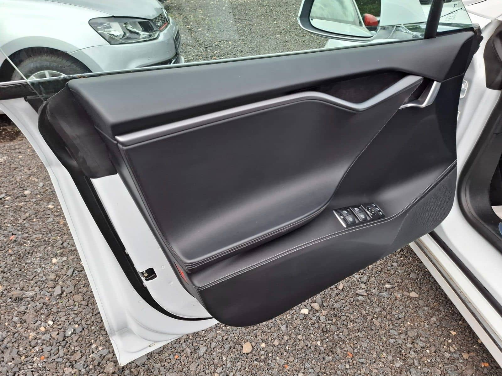 Tesla Model S 75 D Klima Navi Leder foto 8