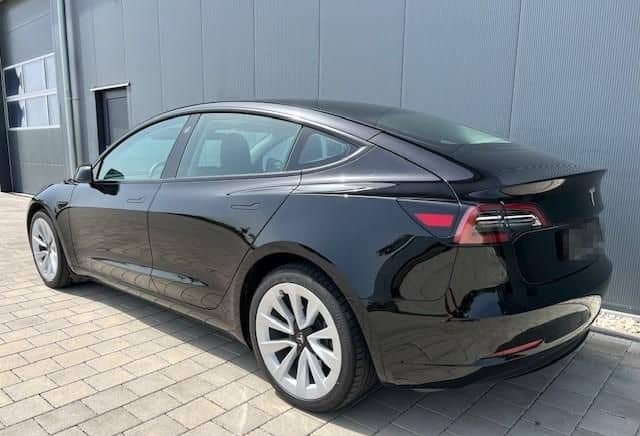 Tesla Model 3 Standard Range Plus RWD Dt. Modell TOP foto 3
