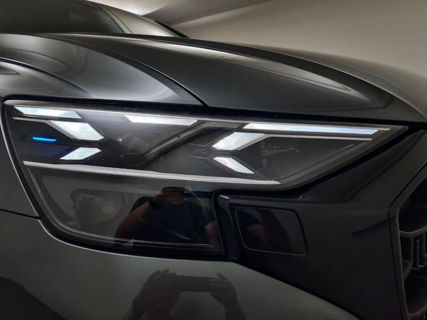 Audi Q8 SUV 50 TDI quattro Luft Laser Pano ACC foto 15