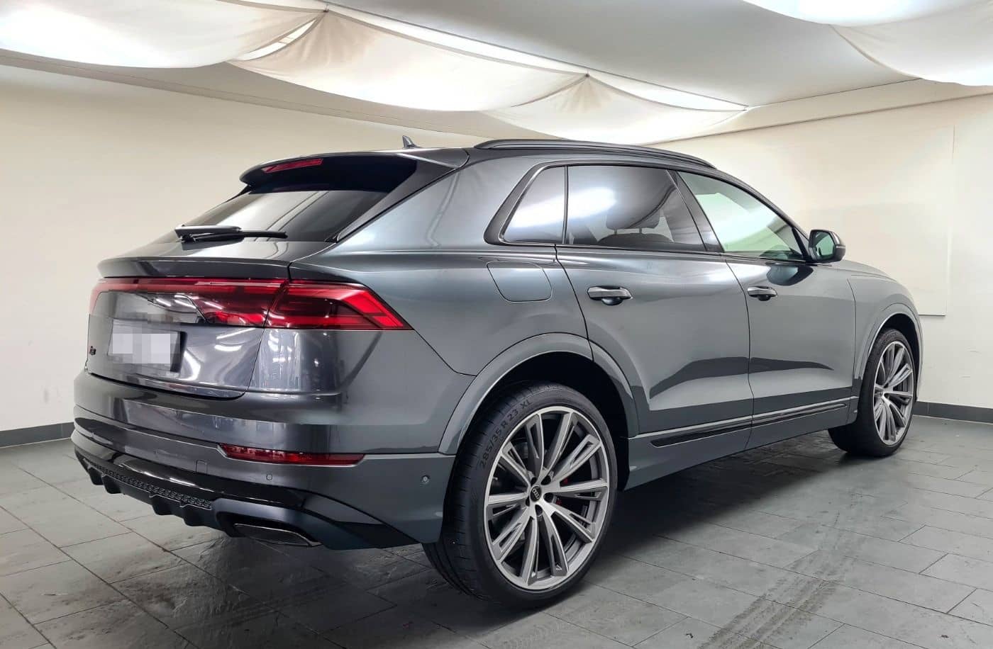 Audi Q8 SUV 50 TDI quattro Luft Laser Pano ACC foto 8
