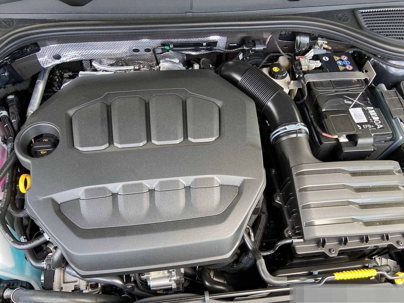 Volkswagen Golf R Variant 2.0 TSI 4Motion 235 kW (320 PS) foto 19