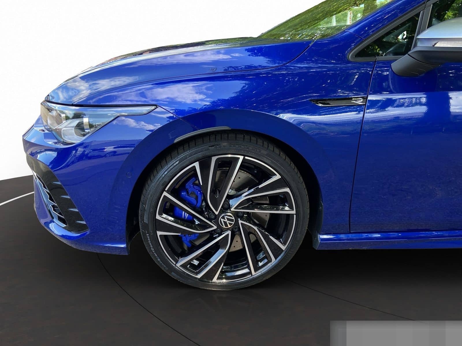 Volkswagen Golf R Variant 2.0 TSI 4Motion 235 kW (320 PS) foto 6