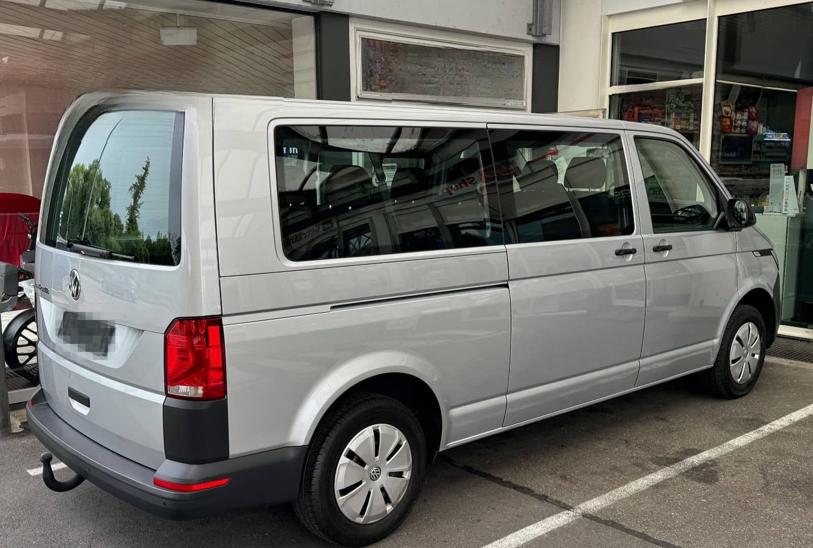 Volkswagen T6.1 2,0 TDI DSG Transporter Kombi LR AHK 9 Sitz foto 3