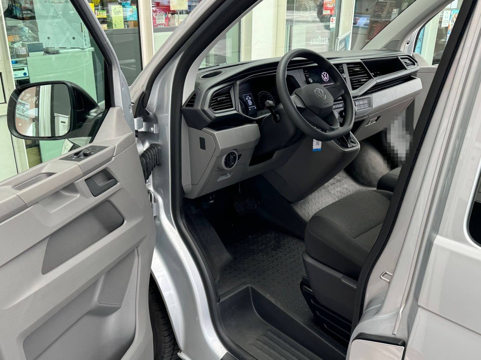 Volkswagen T6.1 2,0 TDI DSG Transporter Kombi LR AHK 9 Sitz foto 4