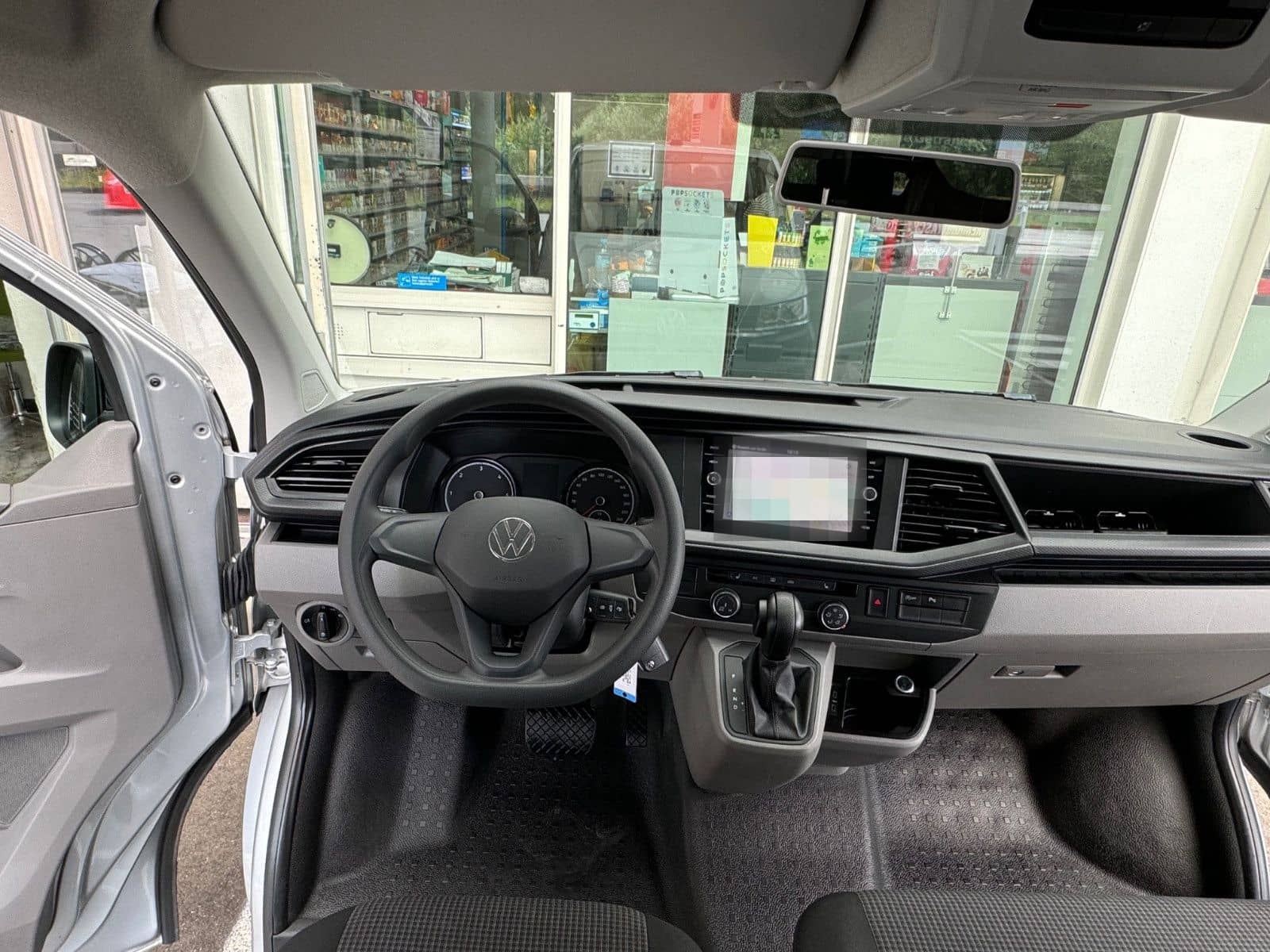 Volkswagen T6.1 2,0 TDI DSG Transporter Kombi LR AHK 9 Sitz foto 5