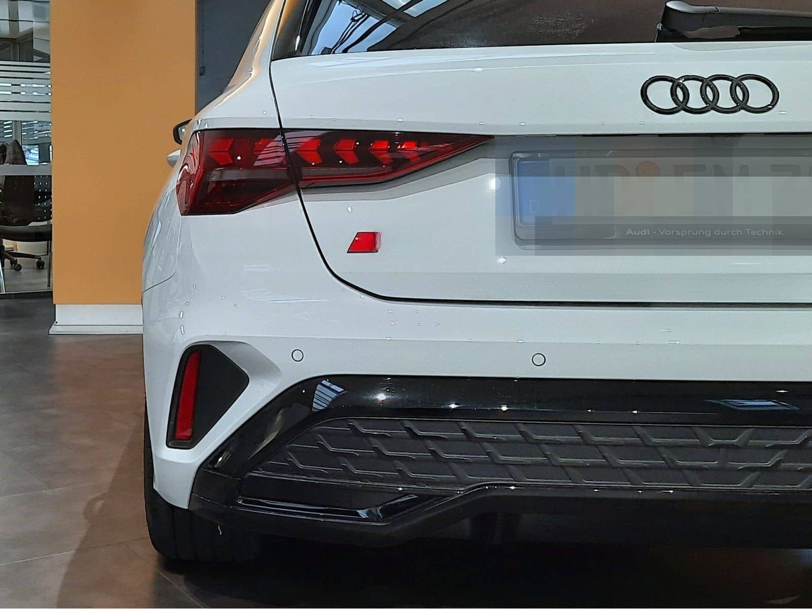 Audi A3 Sportback S-Line TFSI S-tronic *AHK*Panodach* foto 7