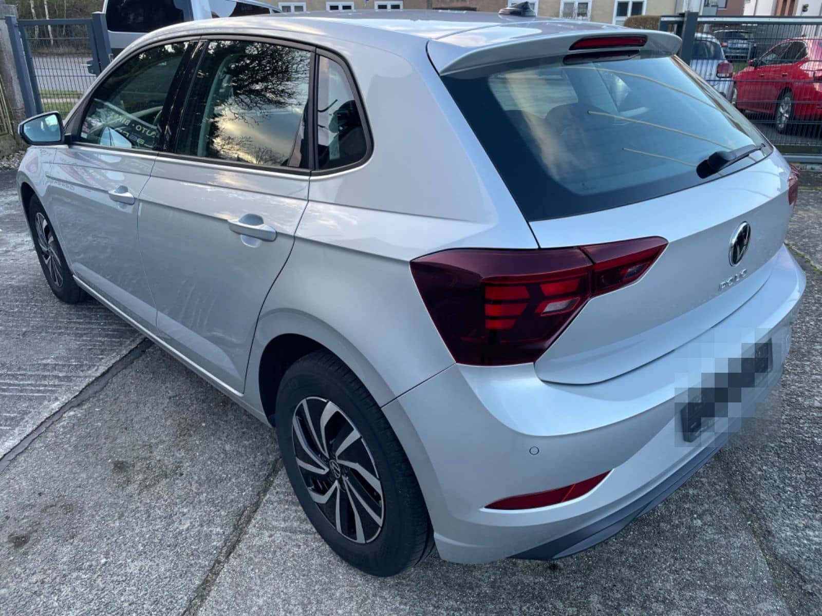 Volkswagen Polo VI Life LED / ACC / PDC foto 6