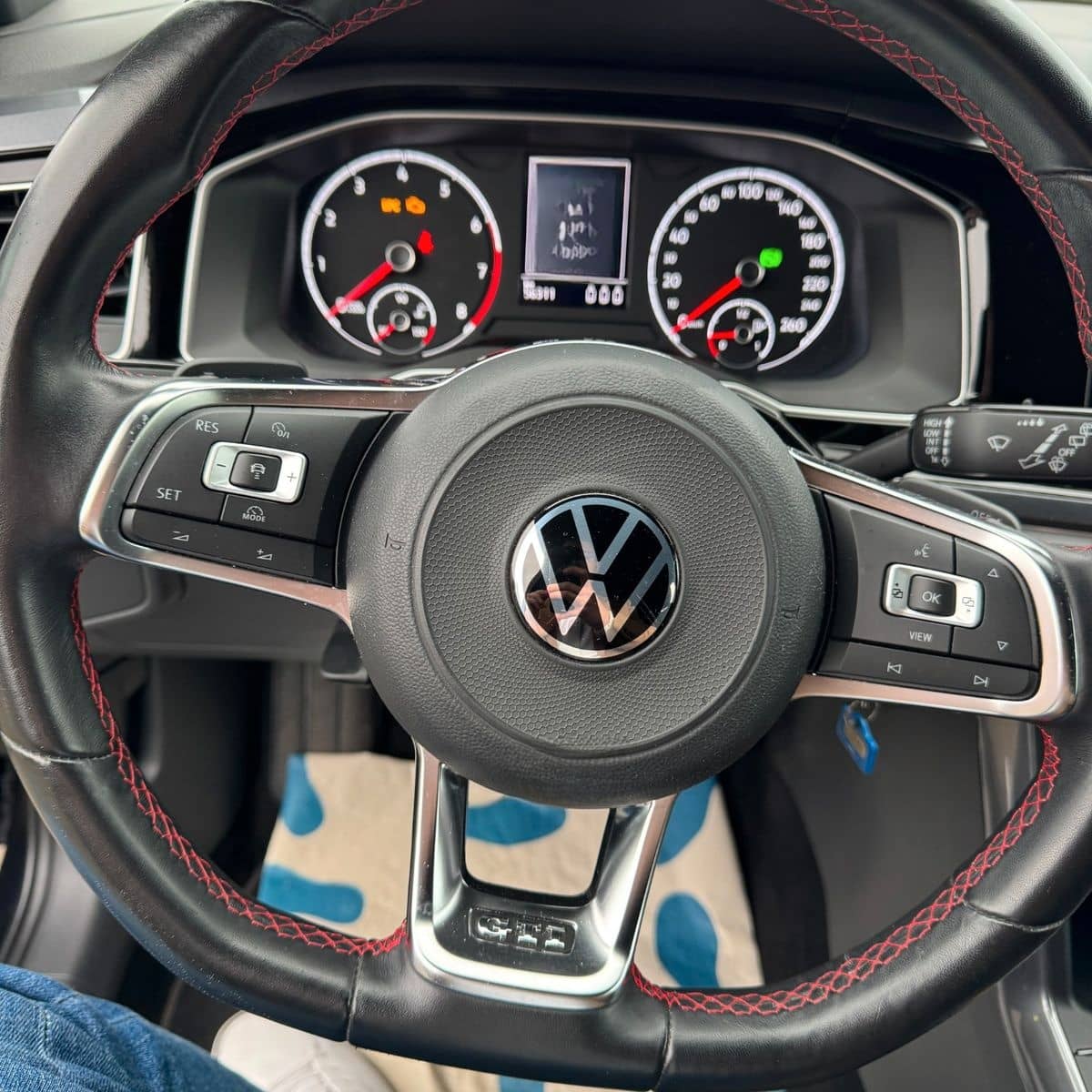 Volkswagen Polo VI GTI 2.0TSI foto 13