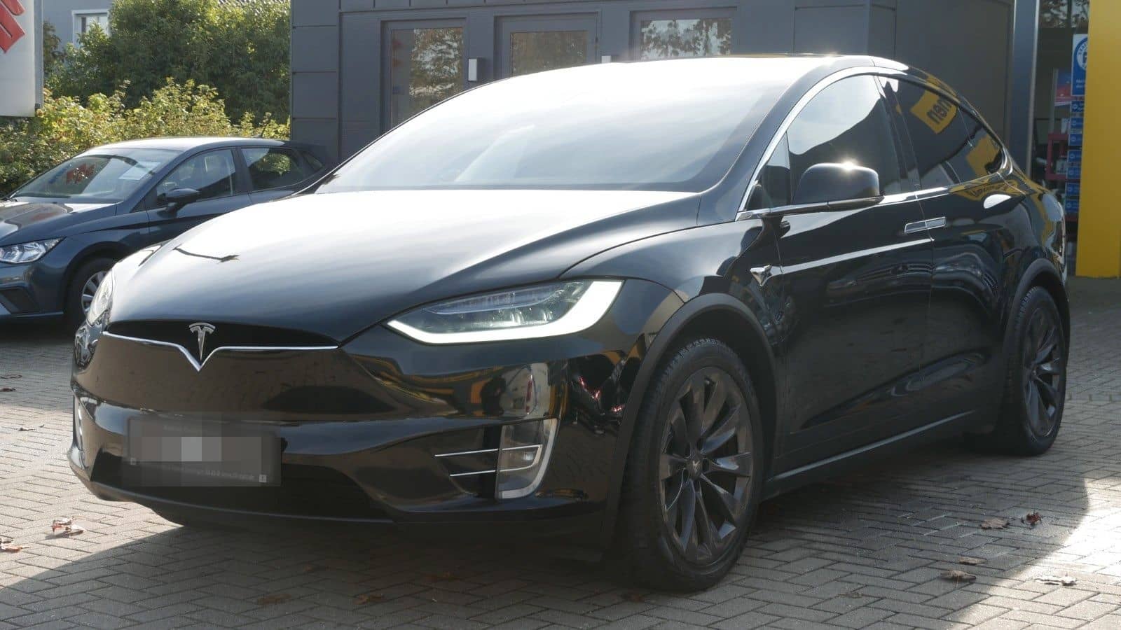 Tesla Model X Dual 6 Sitze*Navi*AHK*90,62% SOH foto 3