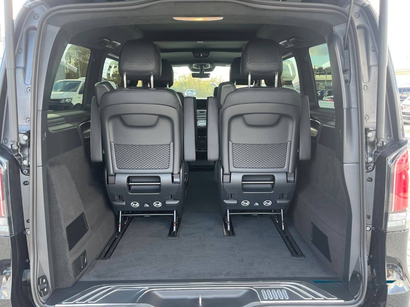 Mercedes-Benz V 300 d AMG EXCLUSIVE EDITION 4MATIC lang Voll V foto 14