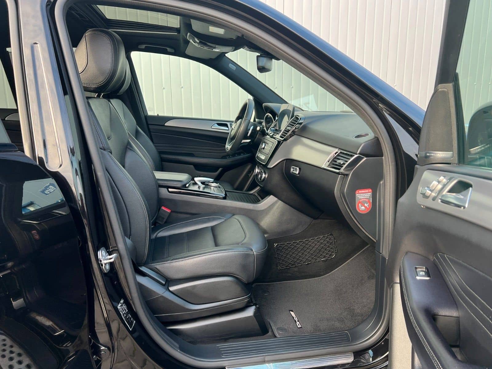 Mercedes-Benz GLE 350 4M AMG-LINE COMAND SCHIEBED. LED KEYLESS foto 11