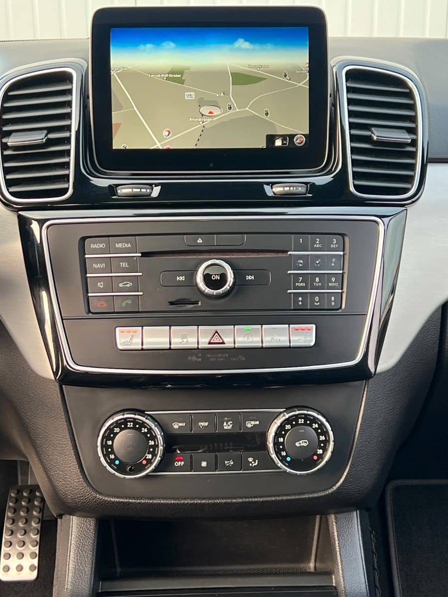 Mercedes-Benz GLE 350 4M AMG-LINE COMAND SCHIEBED. LED KEYLESS foto 16