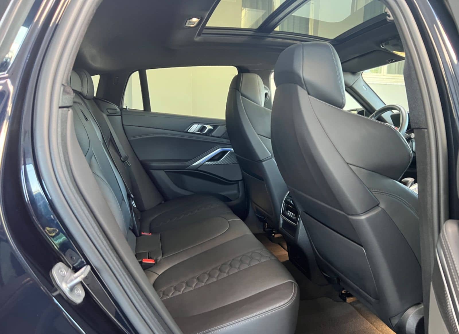 BMW X6 M Competition LiveCo./Navi/Kamera/Pano foto 10