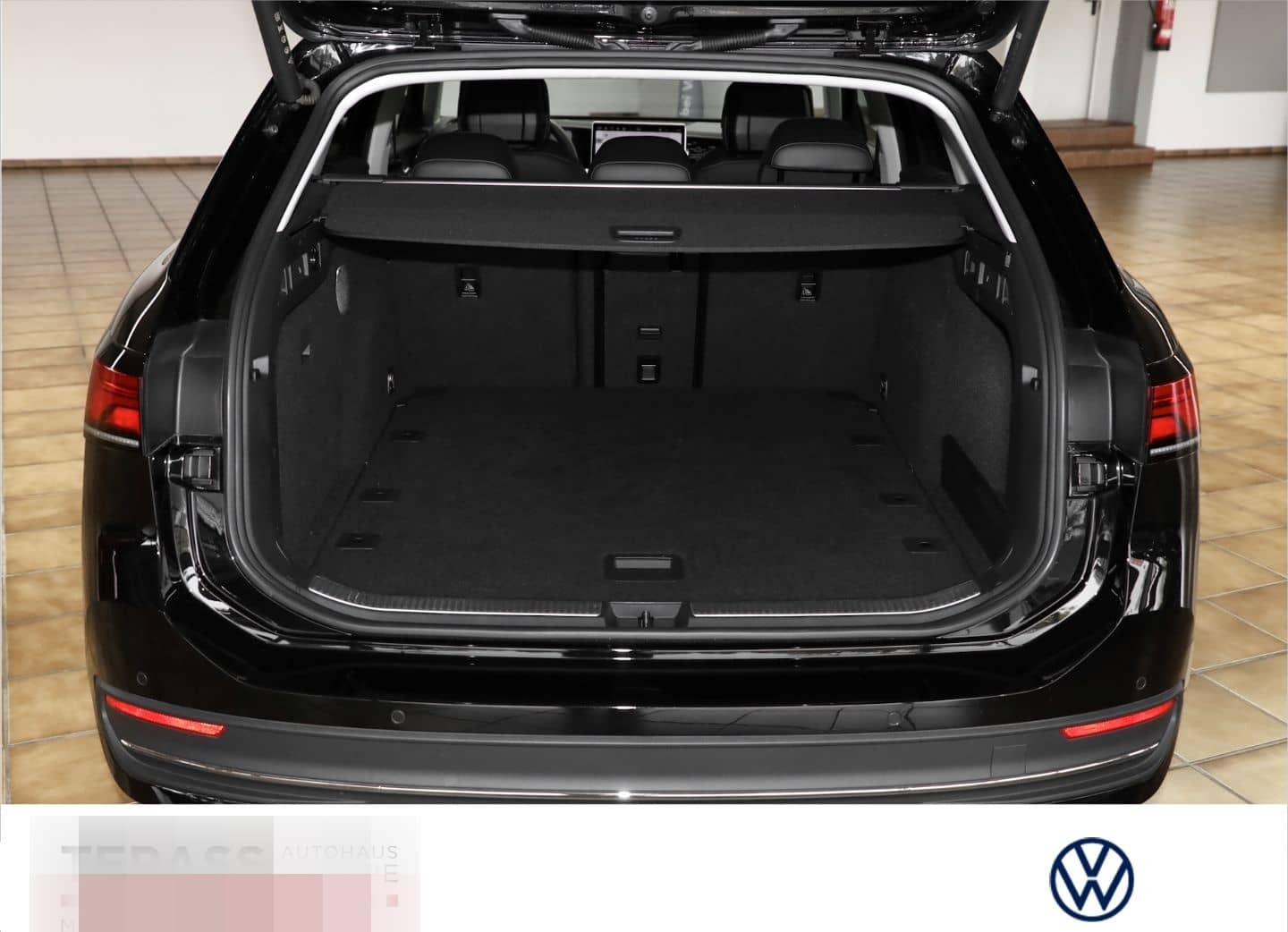 Volkswagen Passat Variant 2.0 TDi Business NAVI AHK foto 11