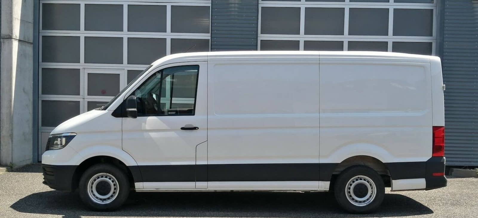 Volkswagen Crafter 2.0 TDI L2 H1 foto 2
