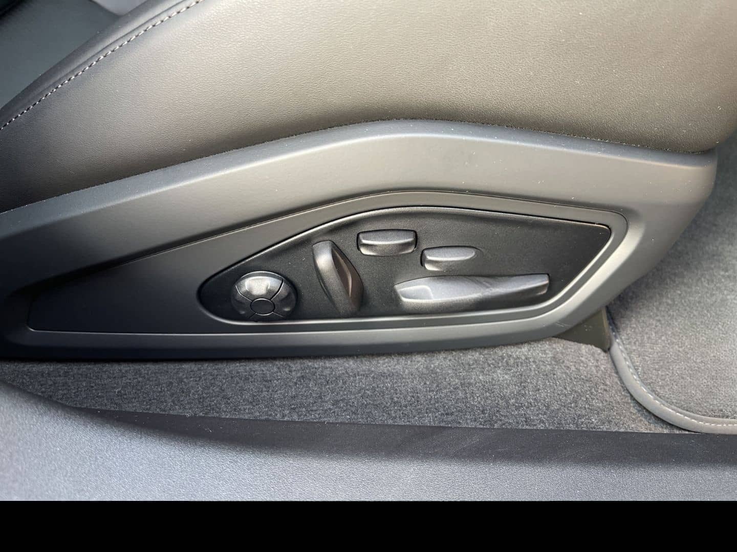 Porsche Taycan 4 Cross Turismo InnoDrive LED-Matrix foto 17