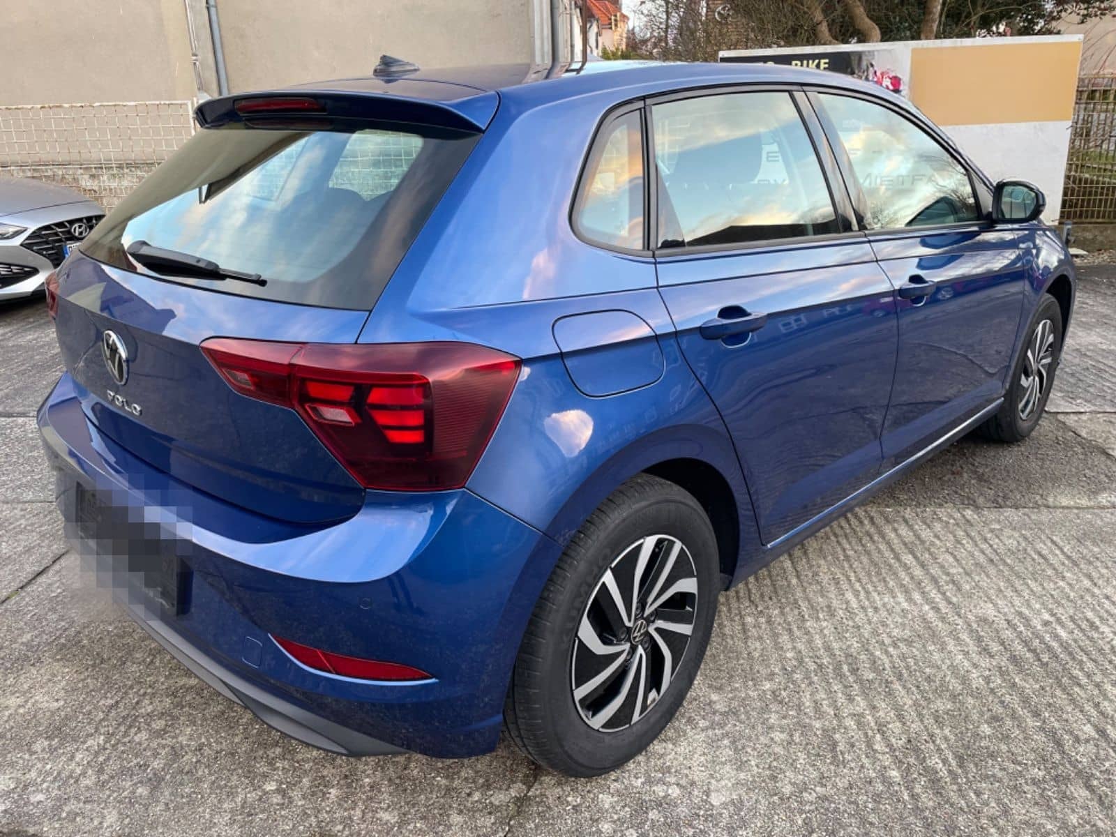 Volkswagen Polo VI Life LED / ACC / PDC foto 4