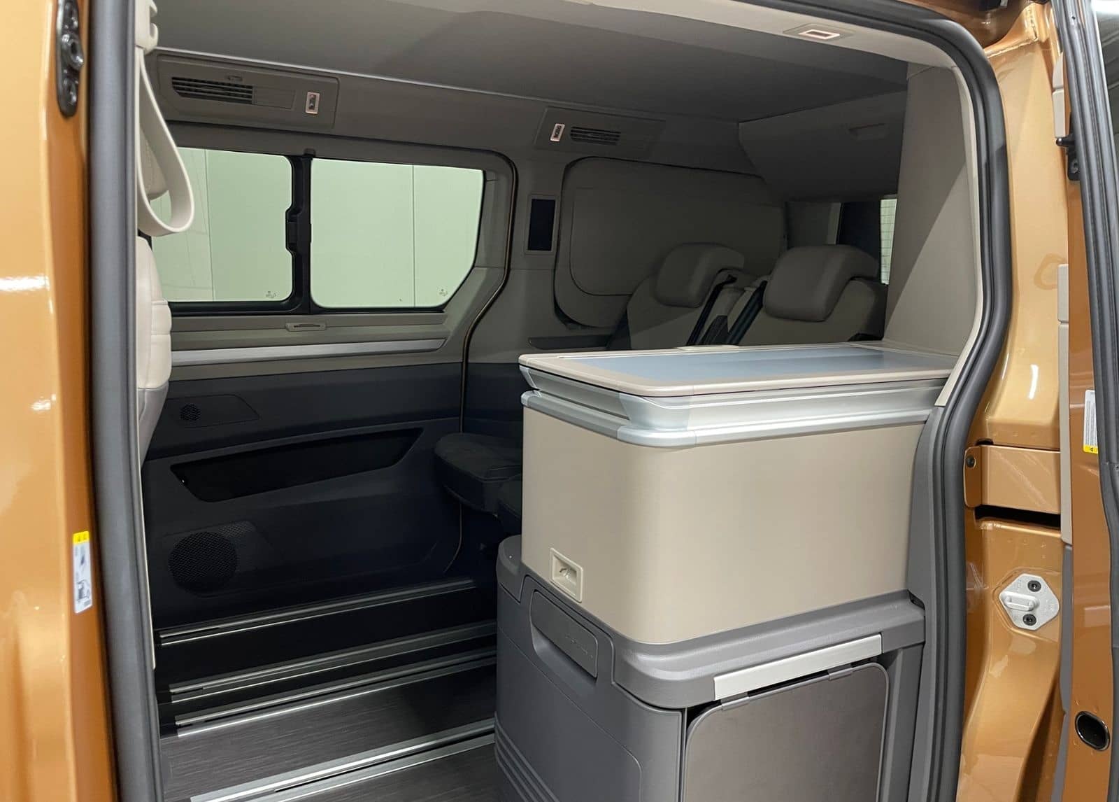 Volkswagen T7 California Ocean 2.0 TDI DSG NAV STNDHZG foto 18