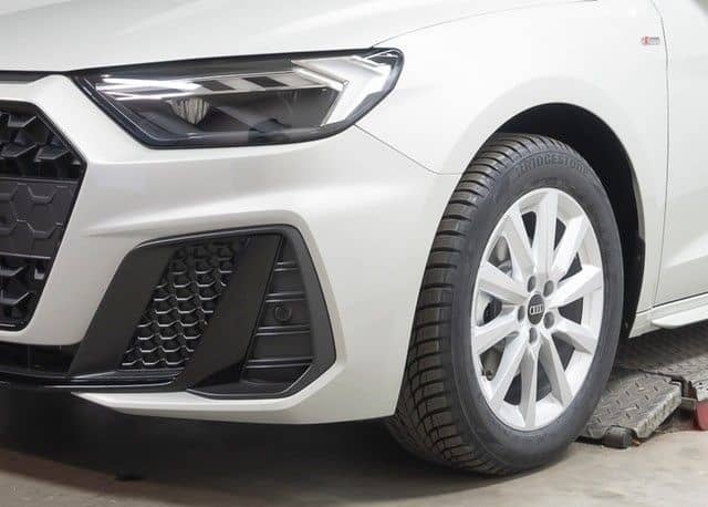 Audi A1 Sportback 35 TFSI S-tronic S line LED NAVI foto 6