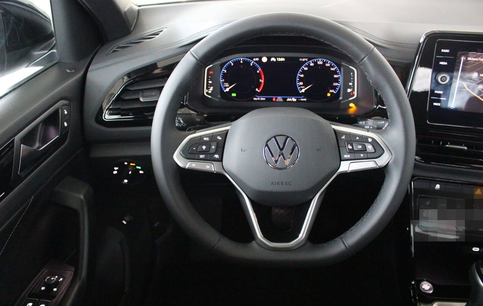 Volkswagen T-ROC Style 1.5l TSI DSG Matrix Kamera foto 13