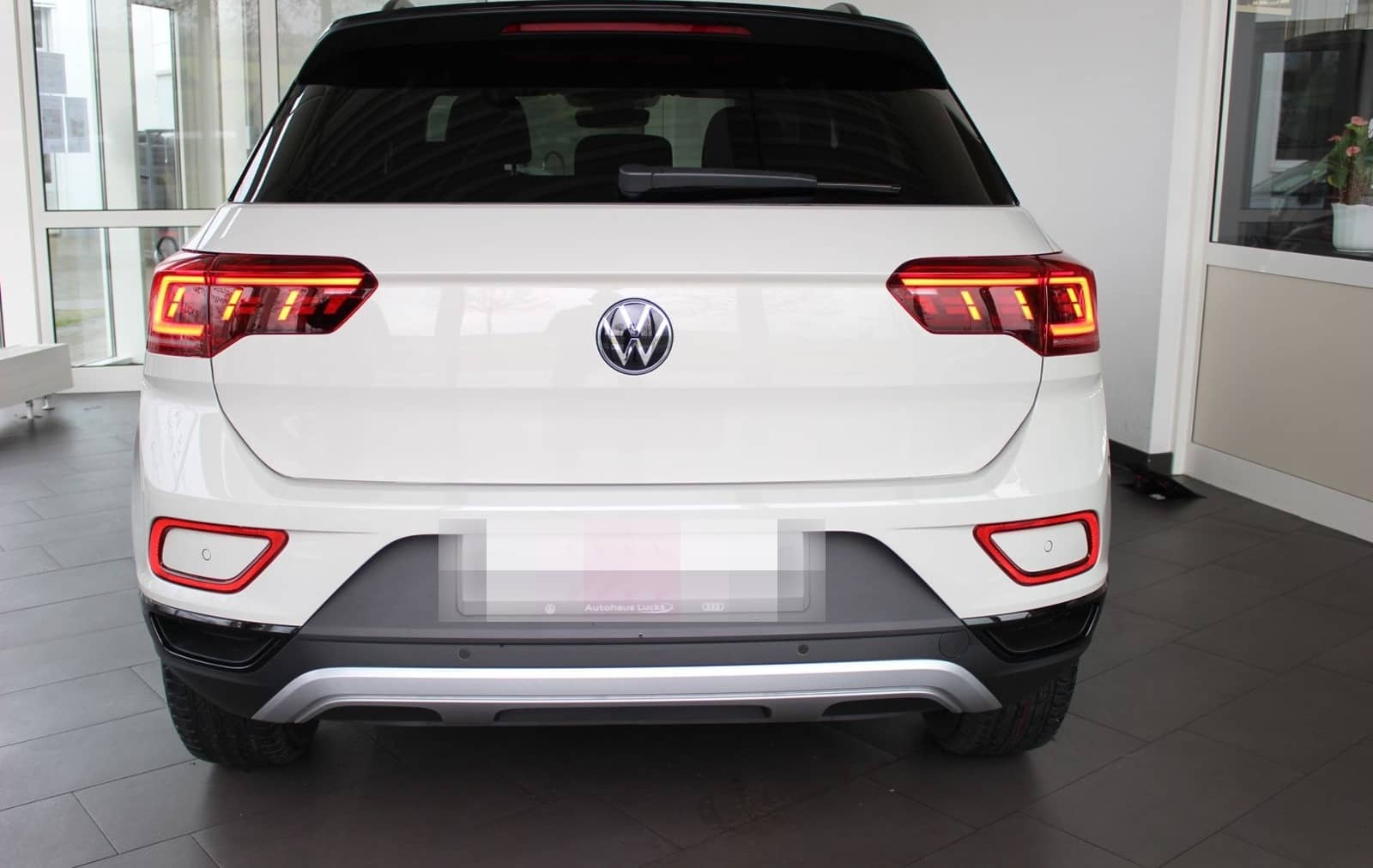 Volkswagen T-ROC Style 1.5l TSI DSG Matrix Kamera foto 9