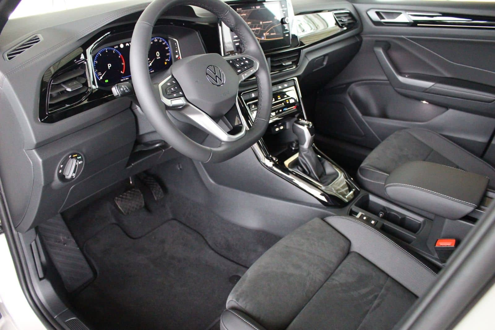 Volkswagen T-ROC Style 1.5l TSI DSG Matrix Kamera foto 10