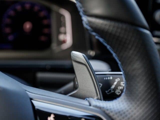 Volkswagen T-Roc 2,0 TSI DSG 4 Motion R Matrix ACC Pano AHK foto 15