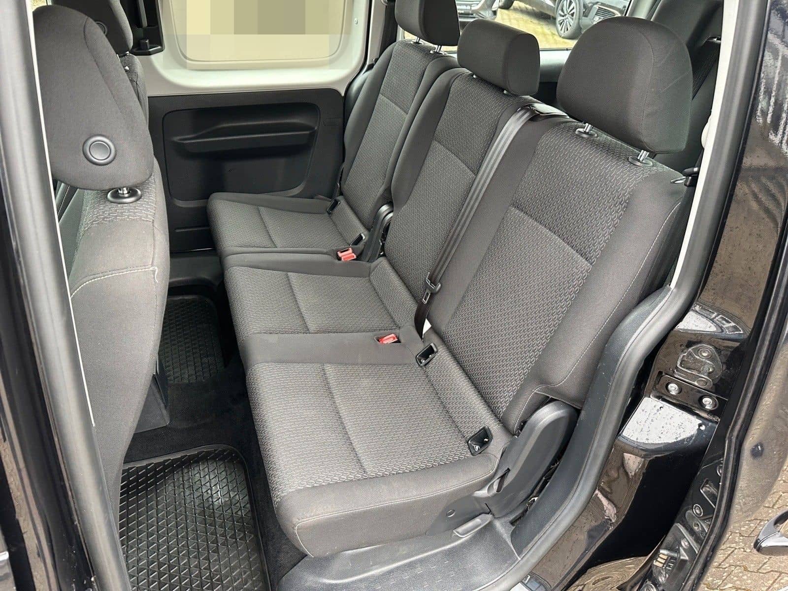 Volkswagen Caddy PKW Maxi / 7 Sitze / AHK / Kamera foto 13