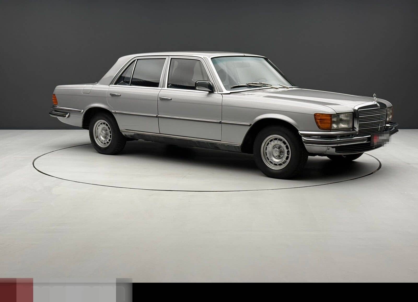Mercedes-Benz 450 SE Limousine W116 foto 2